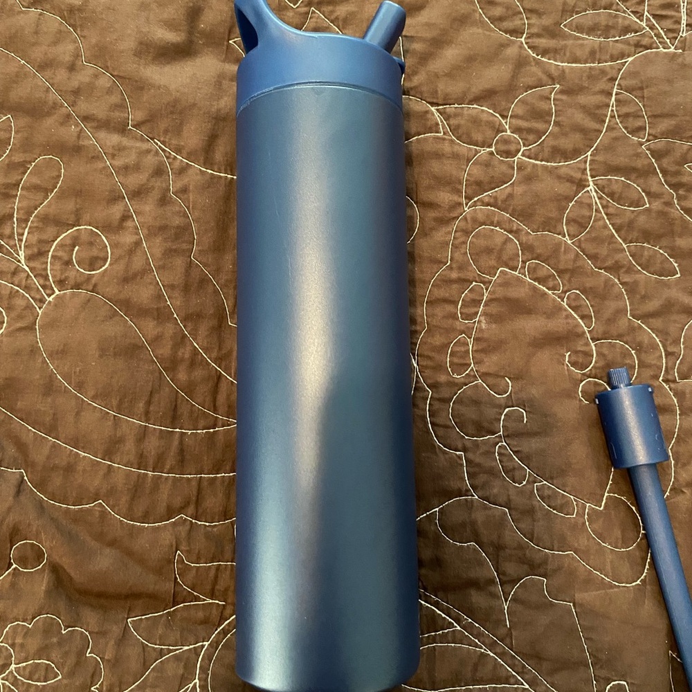 Simple Modern Mesa 24 oz - Picture 3 of 5